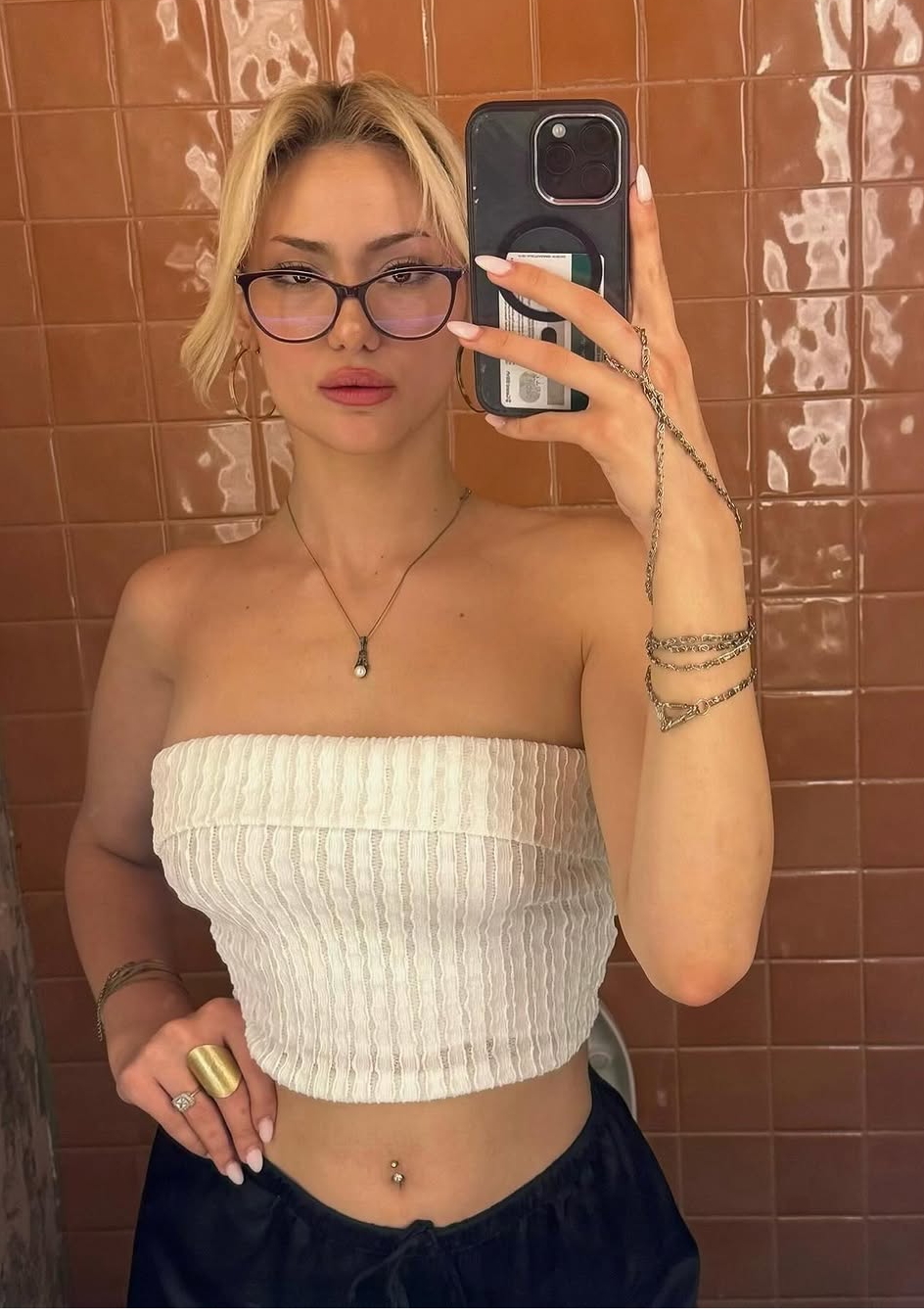 Gökçeada Aşk Dolu Bayan Escort Bayan Tuğba
